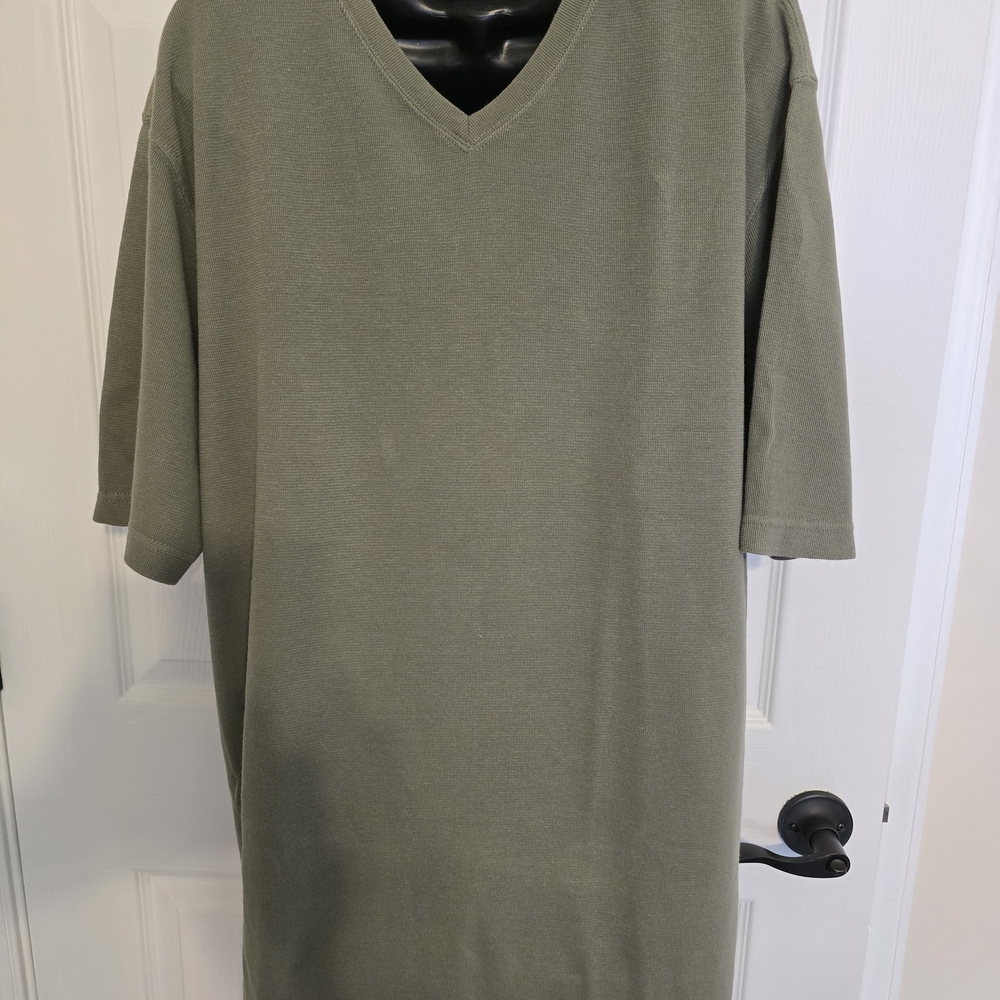 Olive Green V-Neck T-Shirt Like New Size Large Long